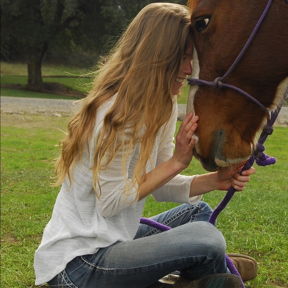 Meet your Posher, Madison - Picture 1 of 1